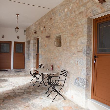 Traditional House Alepis In Areopolis Exterior foto