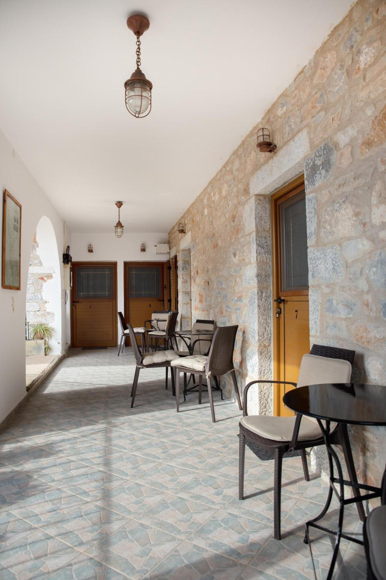 Traditional House Alepis In Areopolis Exterior foto